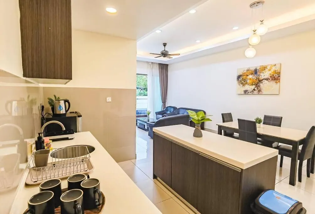 Comfy Home @ The Loft Imago - 5 Pax 2Room 2Toilets Kota Kinabalu Apartment